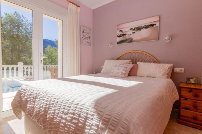 Image No.28-3 Bed Villa for sale