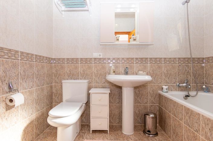 Image No.31-3 Bed Villa for sale