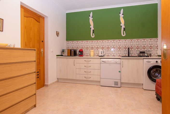 Image No.34-3 Bed Villa for sale