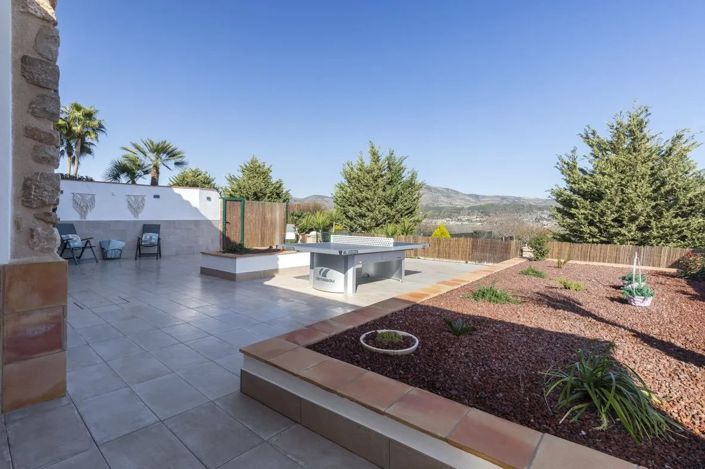 Image No.27-12 Bed Villa for sale