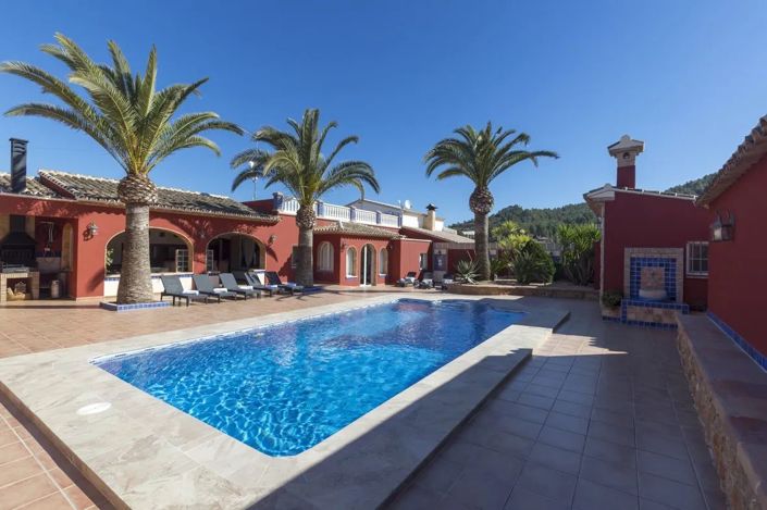 Image No.36-12 Bed Villa for sale