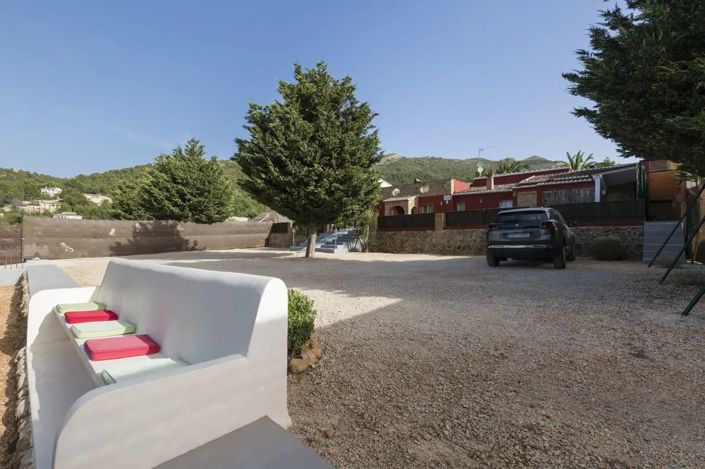 Image No.44-12 Bed Villa for sale