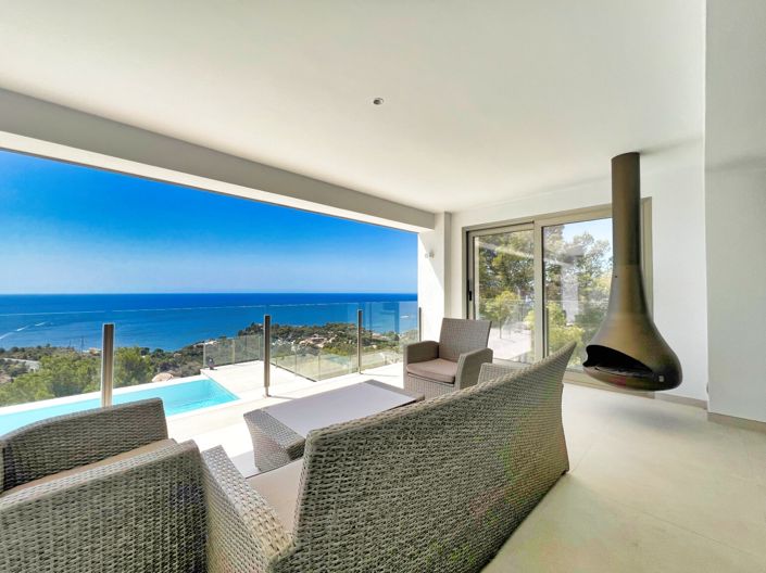Image No.1-3 Bed Villa for sale
