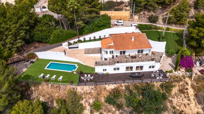 Image No.1-4 Bed Villa for sale