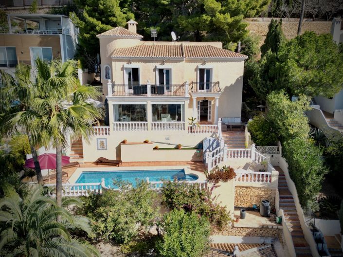 Image No.1-3 Bed Villa for sale