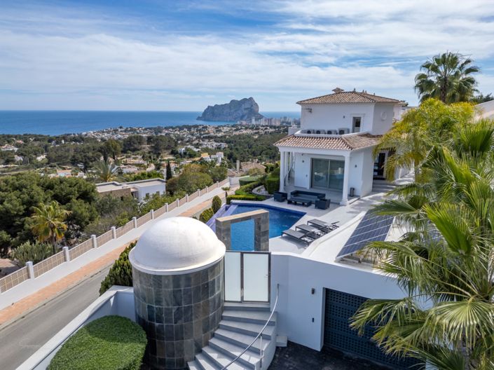 Image No.1-4 Bed Villa for sale