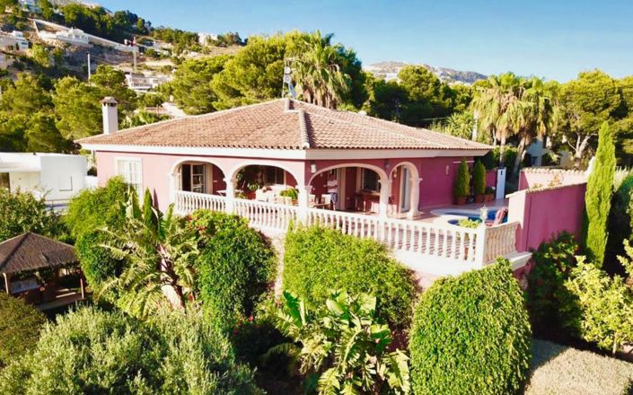 Image No.1-3 Bed Villa for sale