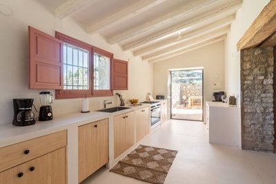 airbnb-kitchen-3