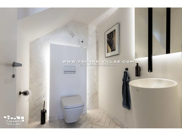 Image No.25-4 Bed Villa for sale