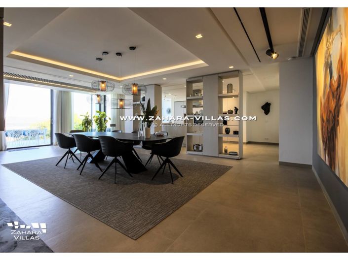 Image No.10-4 Bed Villa for sale