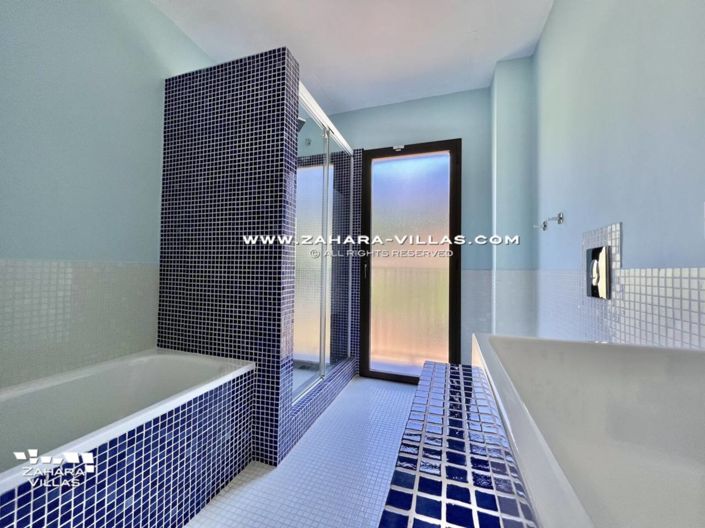 Image No.30-Villa de 5 chambres à vendre à Cadix