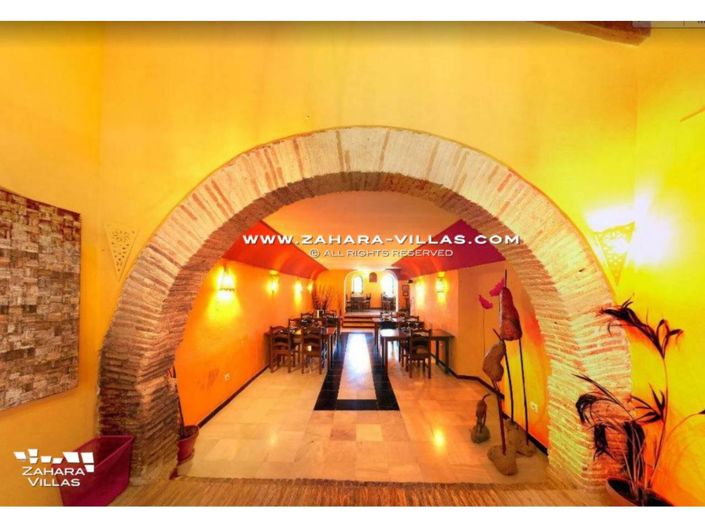 Image No.12-Villa de 20 chambres à vendre à Cadix