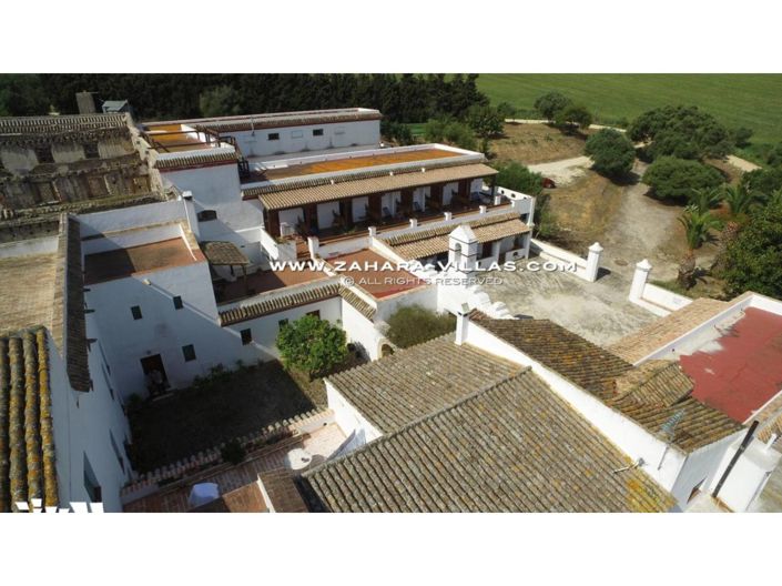 Image No.24-20 Bed Villa for sale