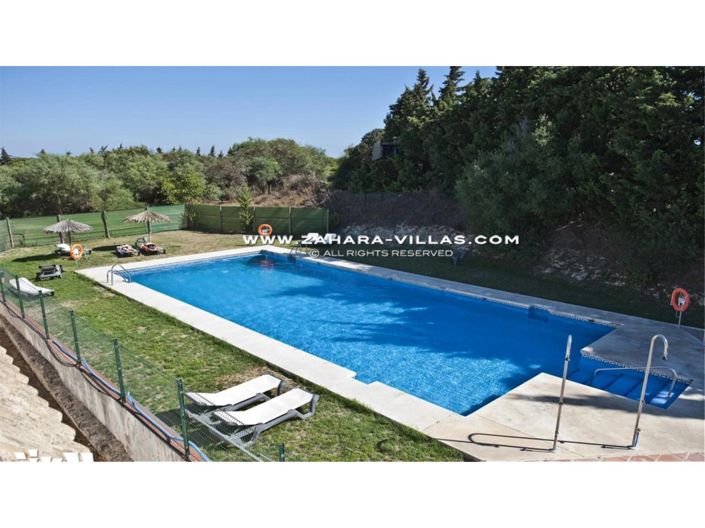 Image No.25-20 Bed Villa for sale