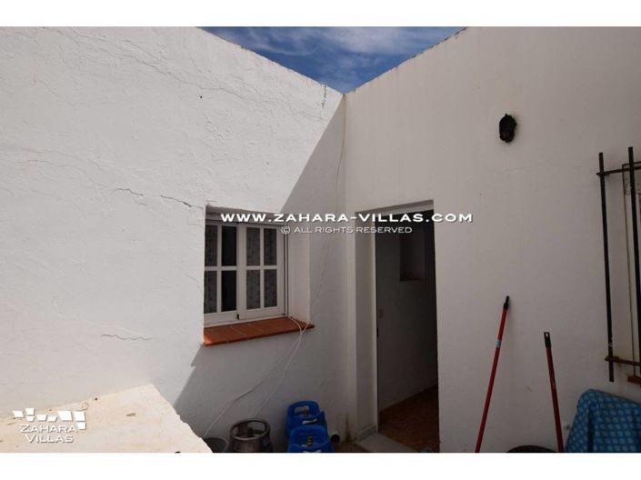 Image No.11-6 Bed Villa for sale