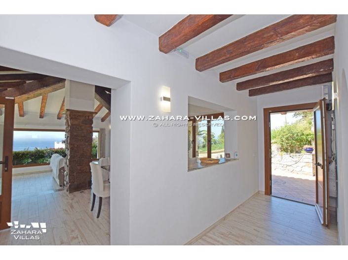 Image No.13-Villa de 4 chambres à vendre à Cadix