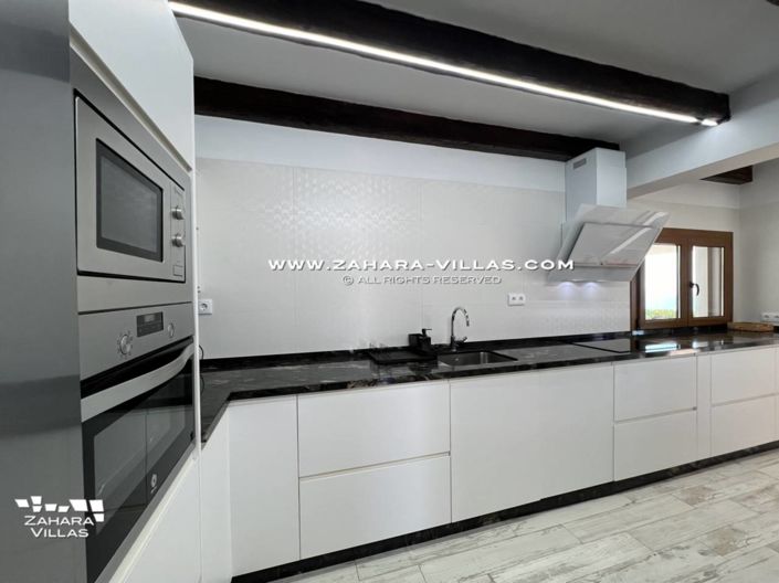 Image No.29-Villa de 4 chambres à vendre à Cadix