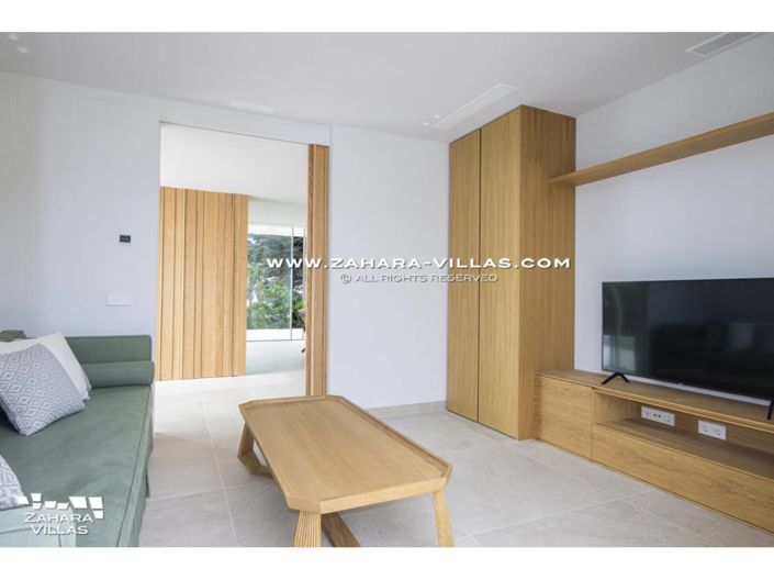 Image No.26-6 Bed Villa for sale