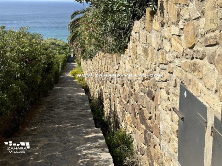 Image No.20-4 Bed Villa for sale