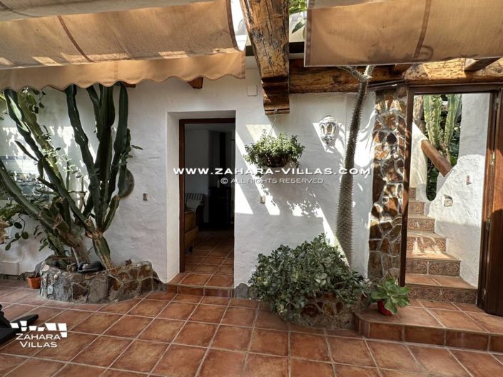 Image No.8-4 Bed Villa for sale