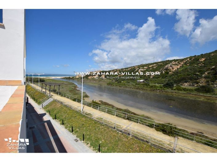Image No.1-3 Bed Villa for sale