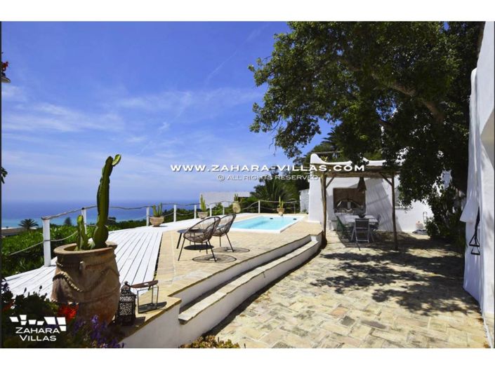 Image No.1-4 Bed Villa for sale