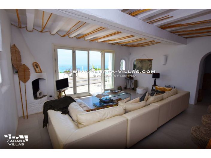 Image No.2-Villa de 4 chambres à vendre à Cadix