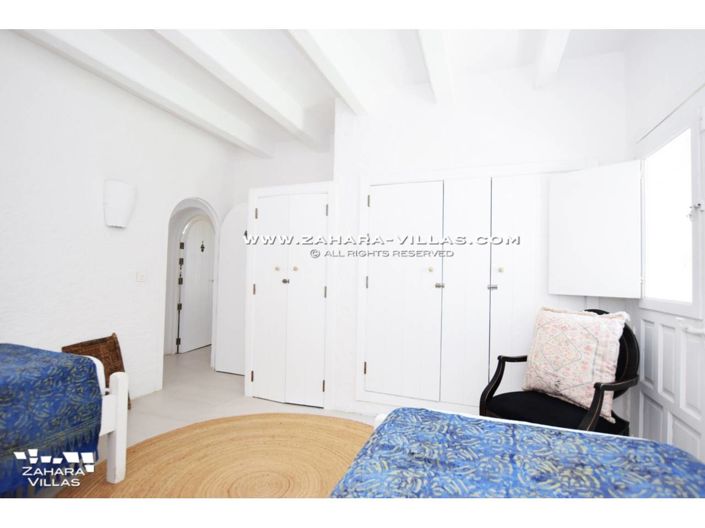 Image No.21-Villa de 4 chambres à vendre à Cadix