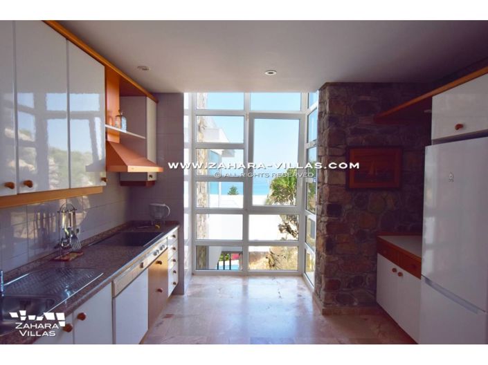 Image No.12-3 Bed Villa for sale