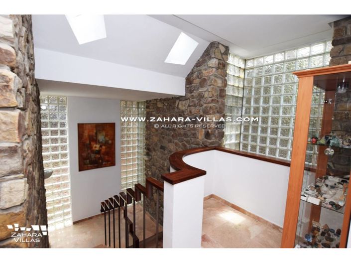 Image No.17-3 Bed Villa for sale