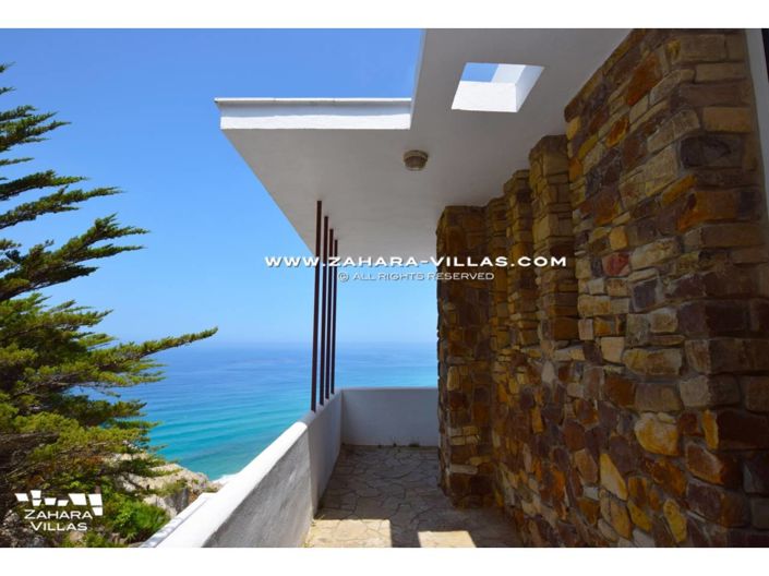 Image No.26-3 Bed Villa for sale