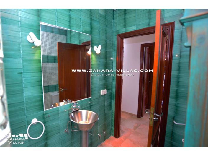 Image No.28-3 Bed Villa for sale