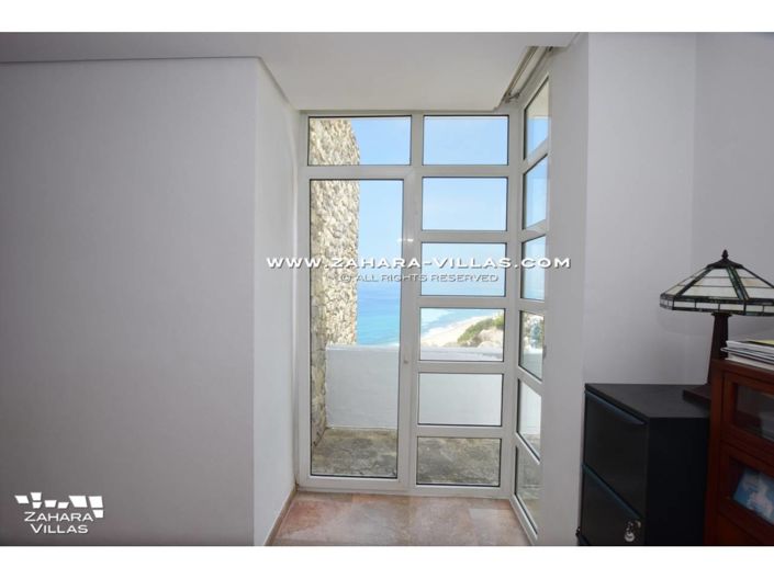 Image No.31-3 Bed Villa for sale