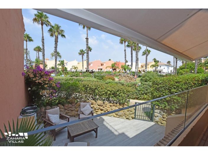 Image No.1-4 Bed Villa for sale