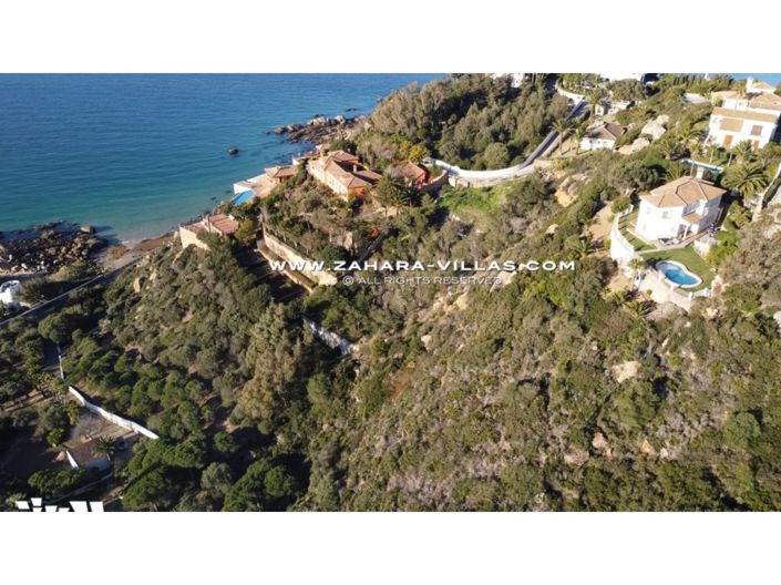 Image No.8-Villa for sale