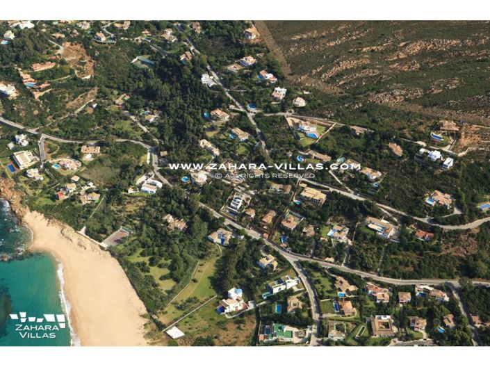 Image No.5-Villa for sale