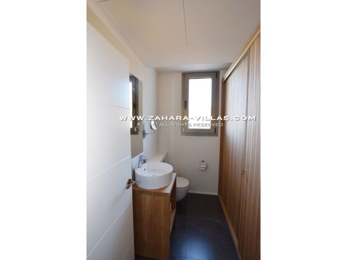 Image No.23-Villa de 4 chambres à vendre à Cadix