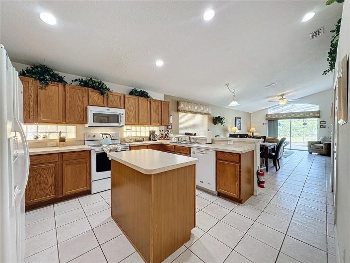 Image No.12-4 Bed Villa / Detached for sale