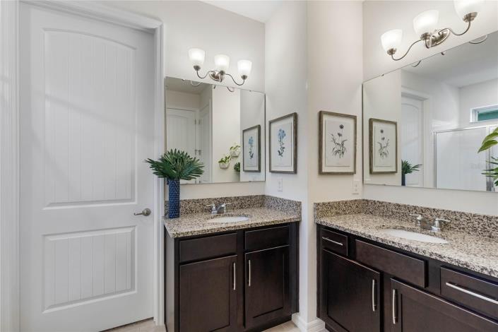 Image No.22-2 Bed Villa / Detached for sale