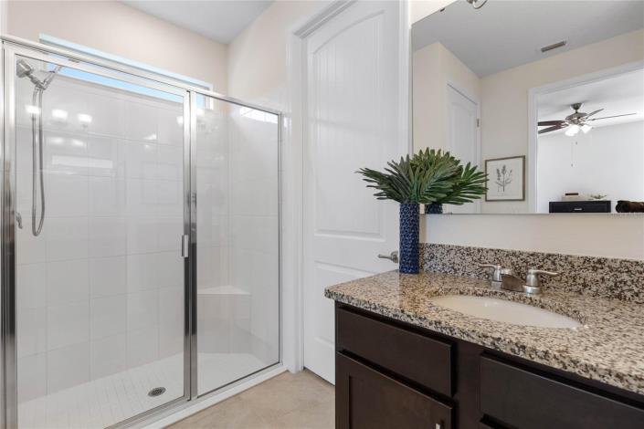 Image No.23-2 Bed Villa / Detached for sale