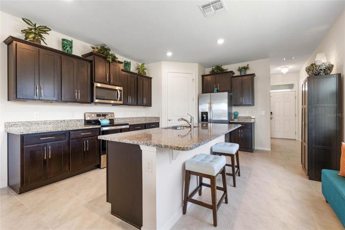 Image No.12-2 Bed Villa / Detached for sale