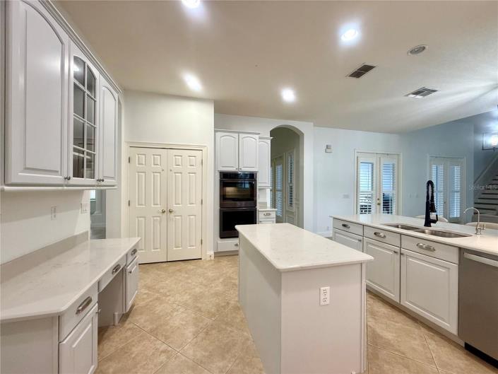 Image No.24-4 Bed Villa / Detached for sale