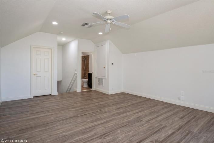 Image No.38-4 Bed Villa / Detached for sale