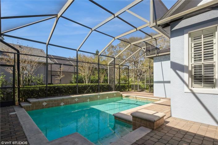 Image No.8-4 Bed Villa / Detached for sale