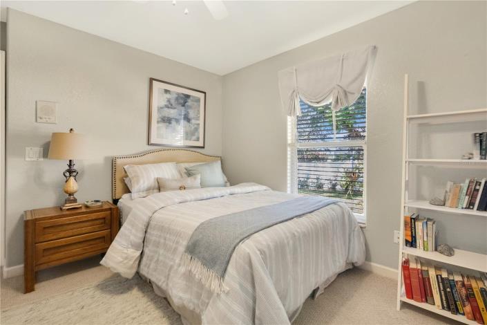 Image No.23-5 Bed House for sale