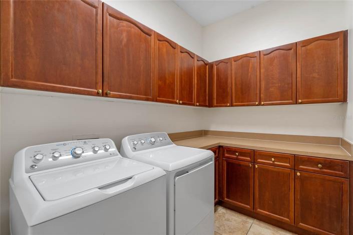 Image No.17-4 Bed Villa / Detached for sale