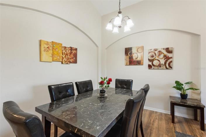 Image No.33-4 Bed Villa / Detached for sale