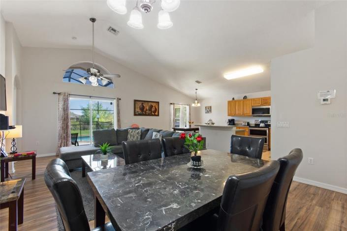 Image No.34-4 Bed Villa / Detached for sale