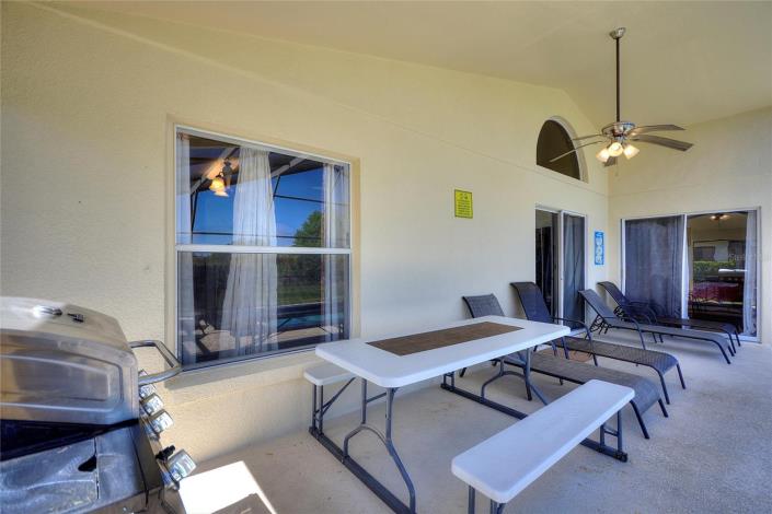 Image No.38-4 Bed Villa / Detached for sale