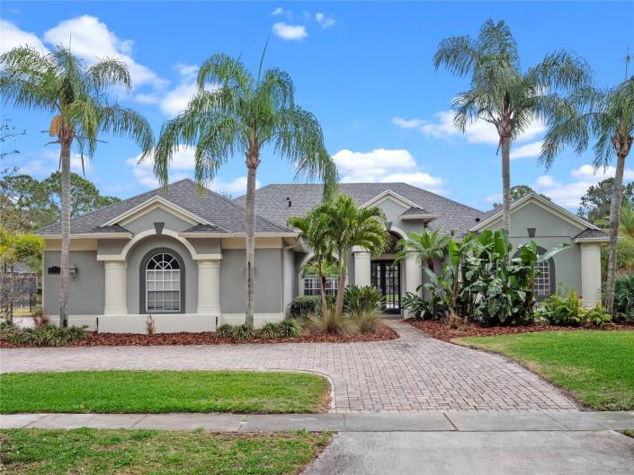 Image No.1-4 Bed Villa / Detached for sale